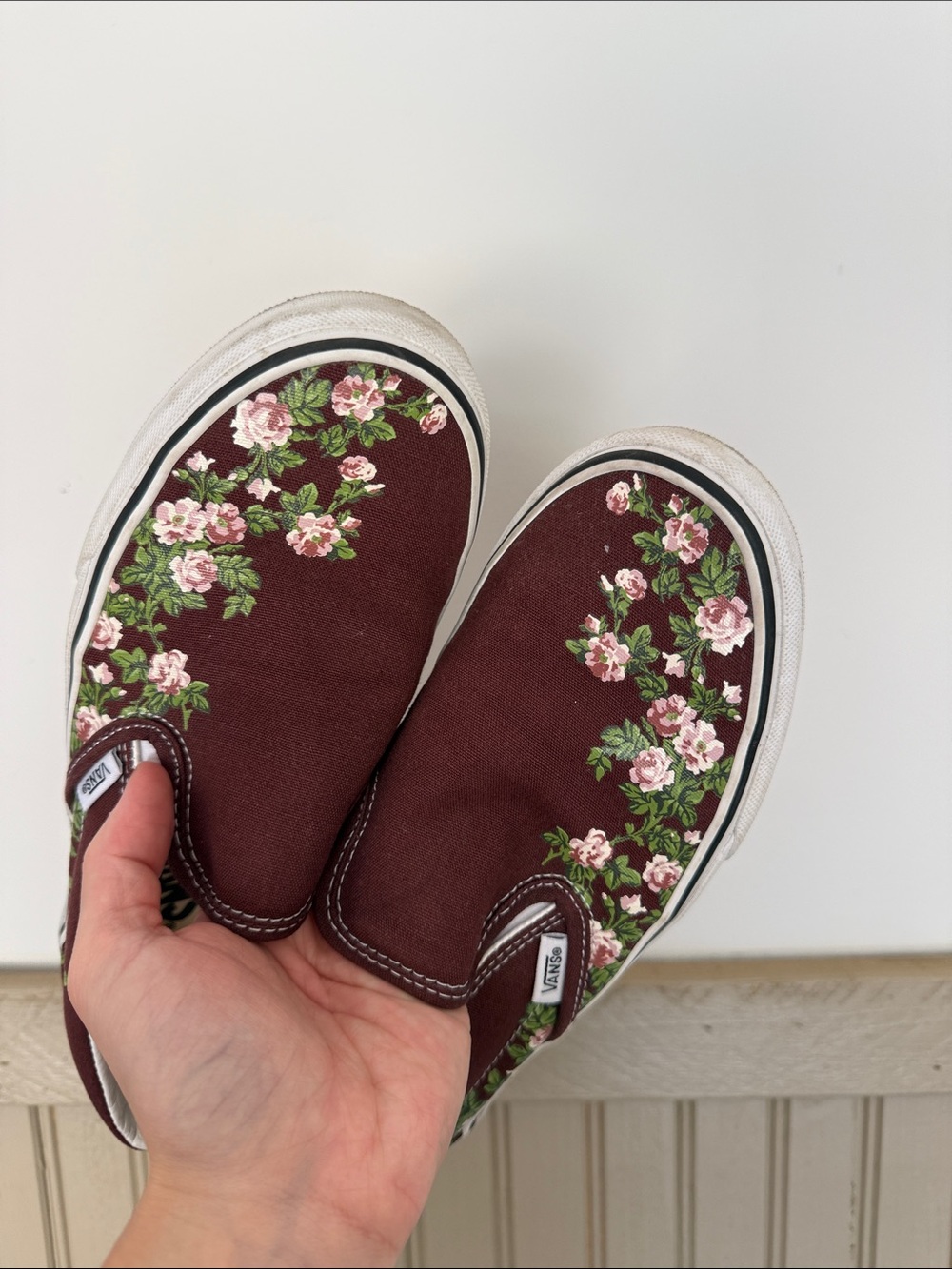 Vans Women’s Slip-On Sneakers in Maroon with Pink Floral Print - Picture 3 of 3